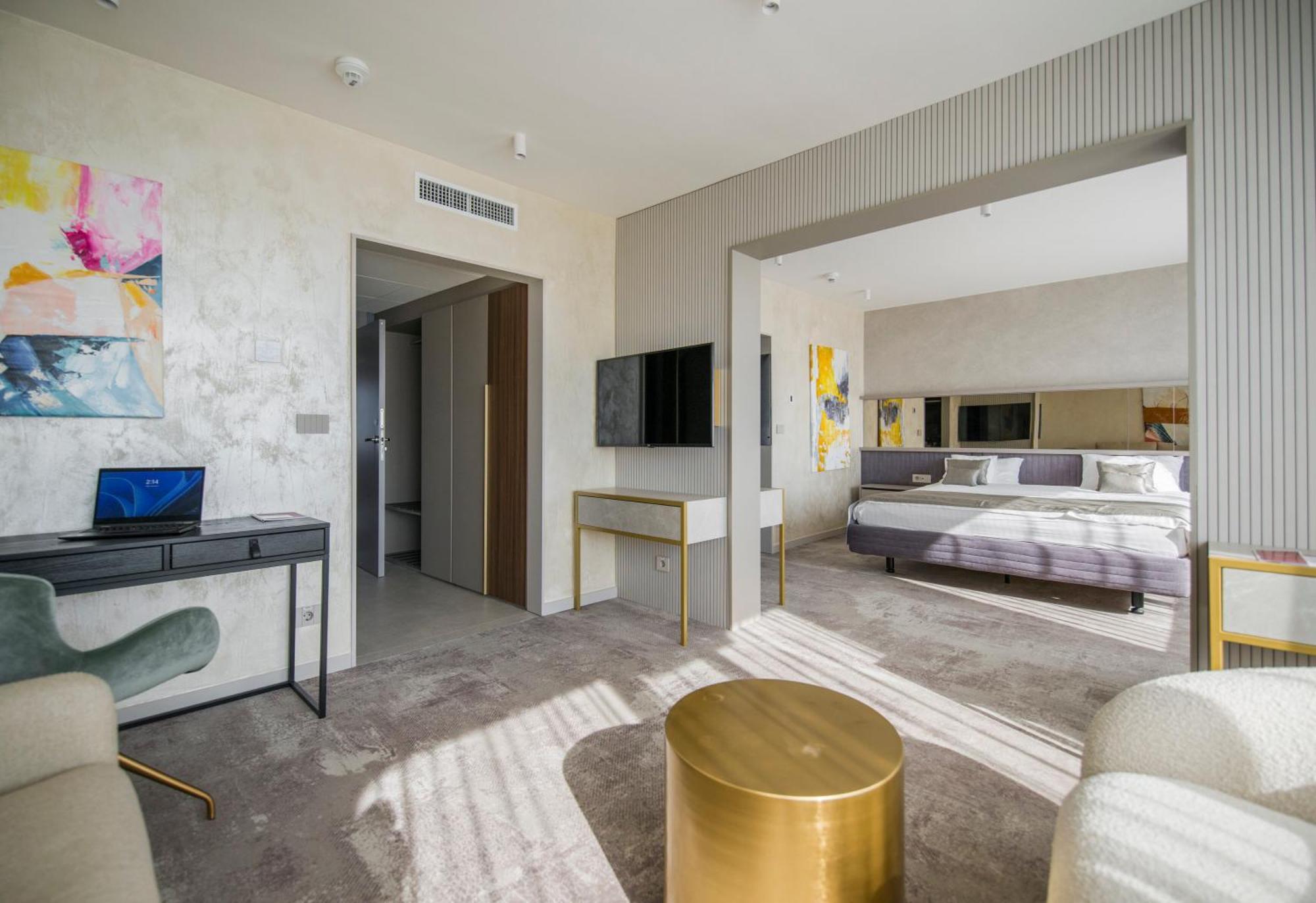 Hotel Continental Timisoara Bagian luar foto