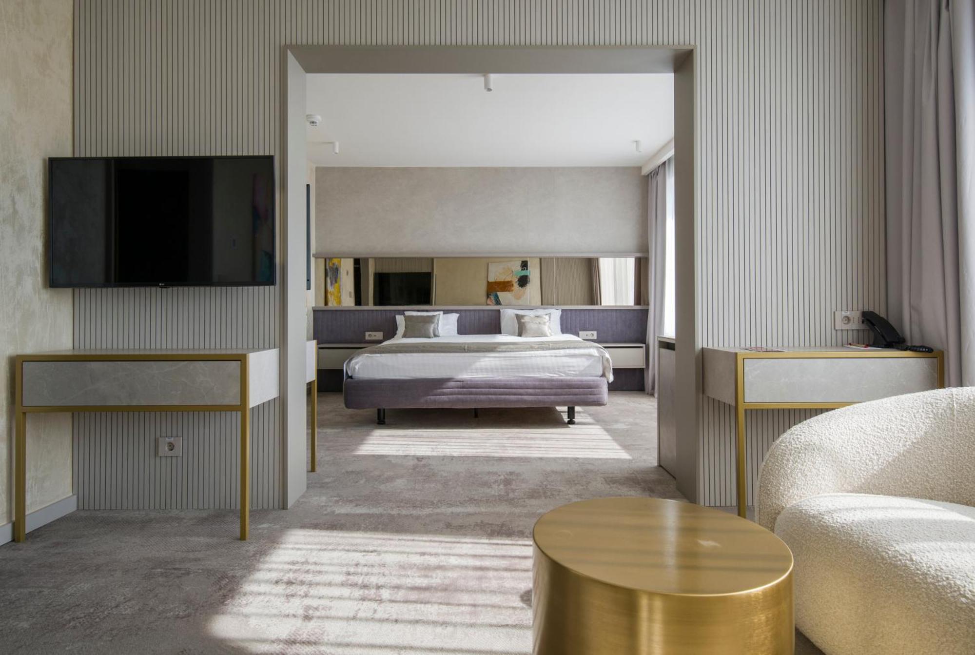 Hotel Continental Timisoara Bagian luar foto
