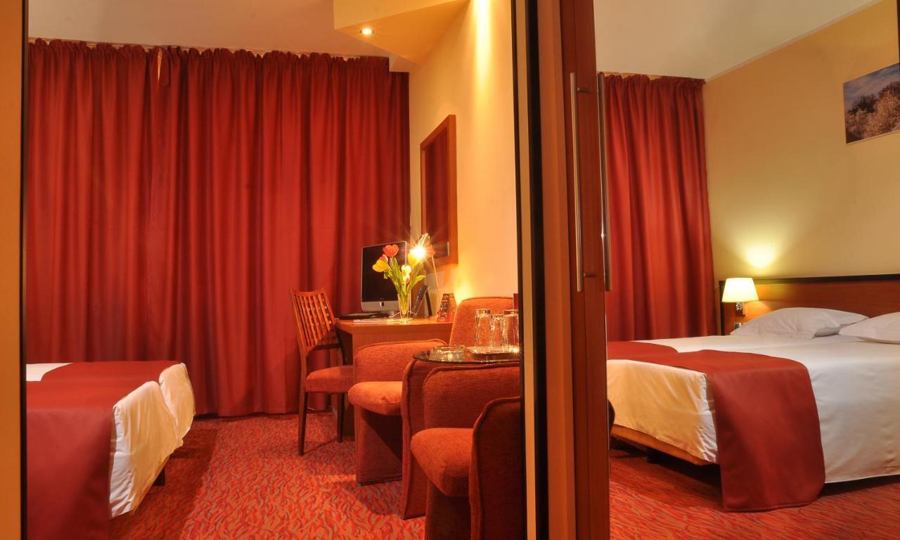 Hotel Continental Timisoara Ruang foto